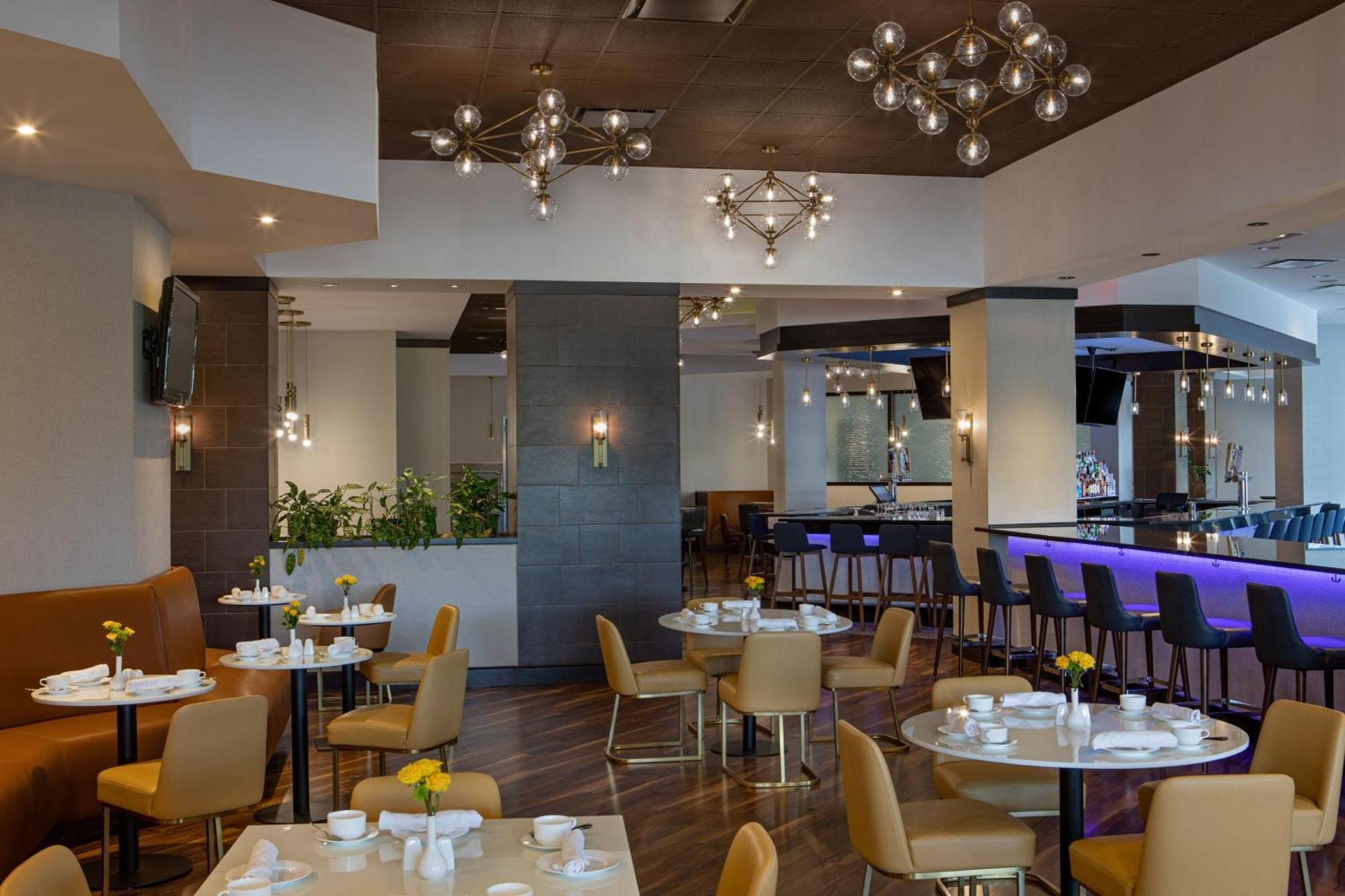 Sheraton Edison Buitenkant foto